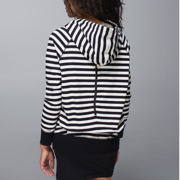 Lululemon Rollin' With My Omies Hoodie - Picture 2 of 12